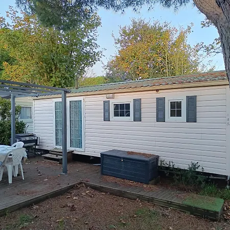 Camping La Cabanne Du Pecheur Saint-Pierre-d'Oleron